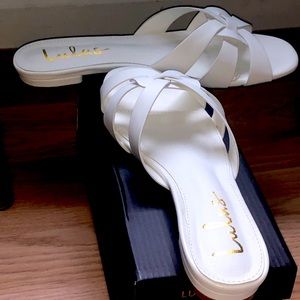 Lulus size 8 mules